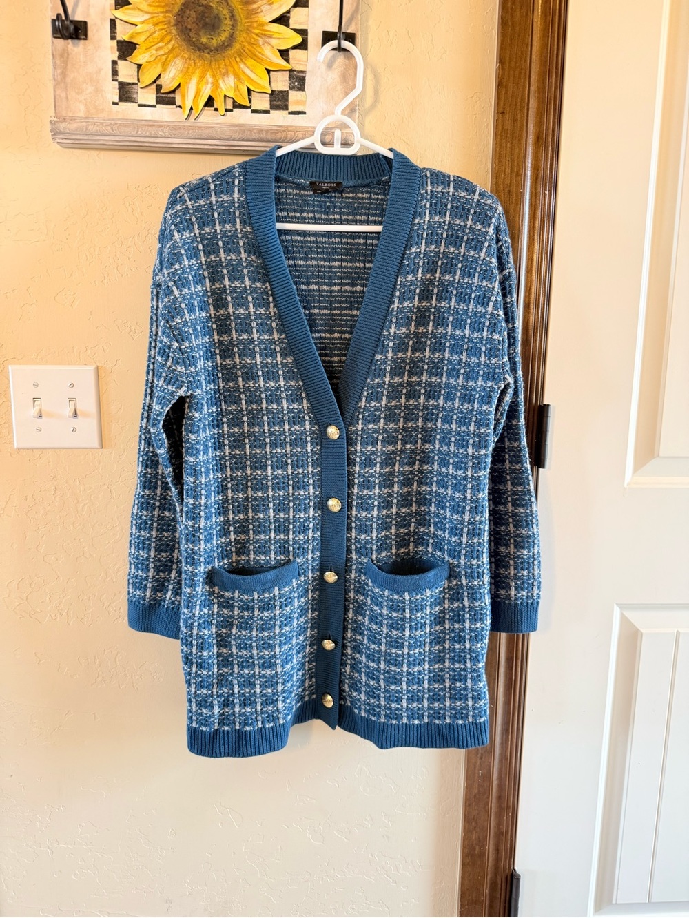 Talbots petite medium textured cardigan 100% merino wool twee girl button front